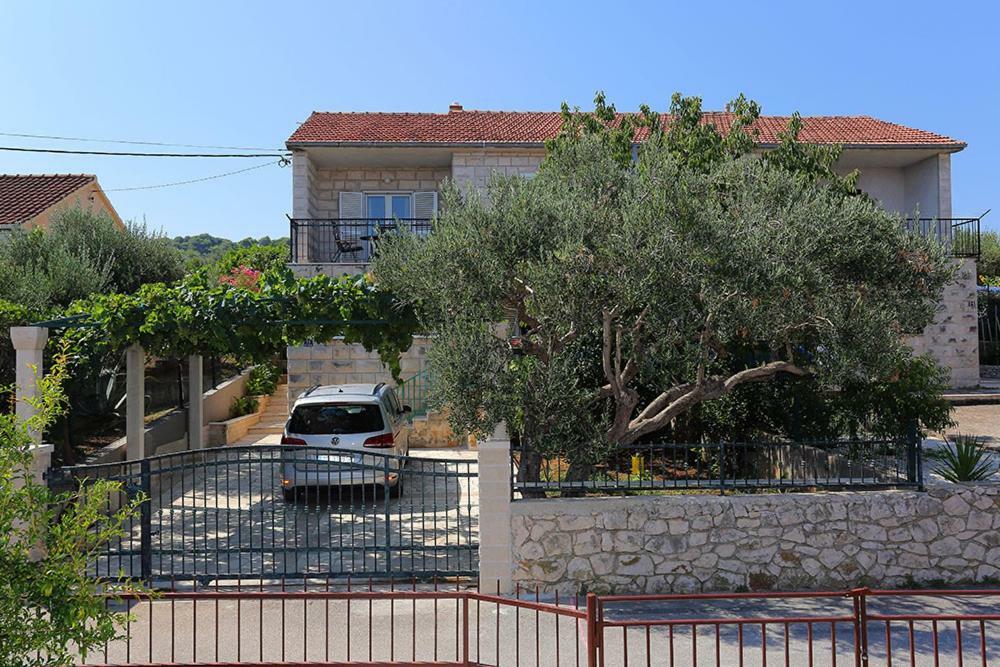 Apartments Off Supetar Dış mekan fotoğraf